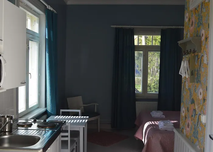 Bjoerksten Kamp alanı *